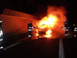 Einsatz #22 – PKW in Vollbrand auf der A952